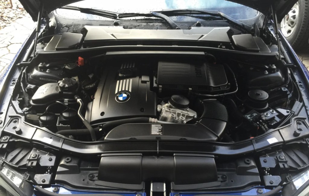 BMW N54 engine